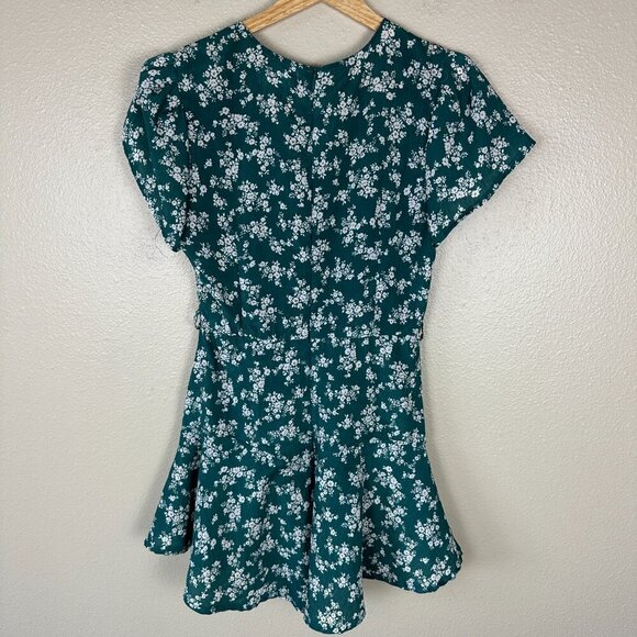 Showpo Floral Mini Dress V-Neck Short Sleeves Flowy Women's Size 6 - Picture 4 of 4